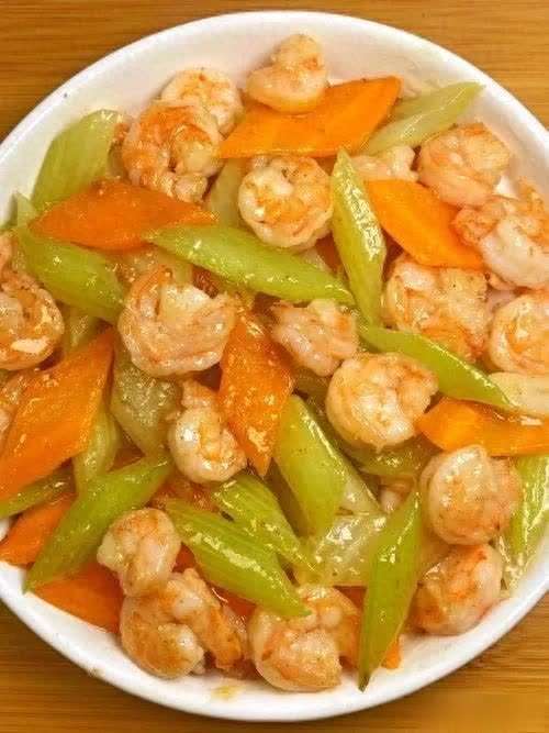 快手8分钟简单菜谱(8道家常快手菜谱：简单易做，营养又下饭)