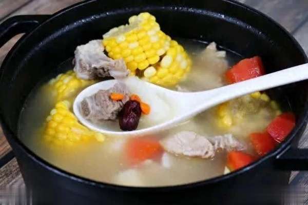 8道家常美味菜谱：汤品热菜全覆盖，轻松搞定一日三餐