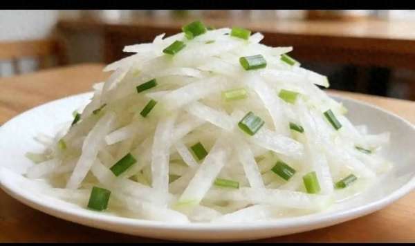 化痰润肺不用药！4道家常蔬菜菜谱，吃完呼吸变甜