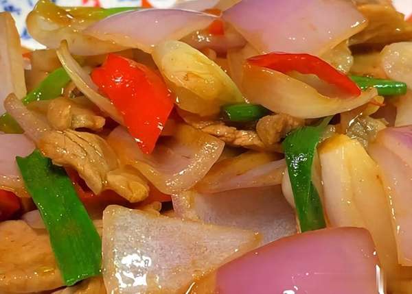 10道洋葱菜肴，美容解馋还下饭，被家人夸爆！