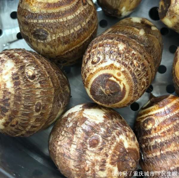 芋头的禁忌什么人不能吃(芋头的5个食用禁忌，入冬必看！爱吃芋头的人多留意，避开禁忌才吃得安心)