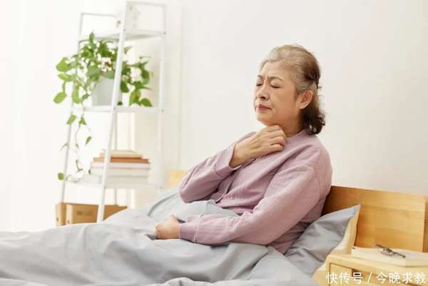 酱油再次成为被关注对象！医生再三提醒：吃酱油千万注意这1点，否则伤胃毁肾！