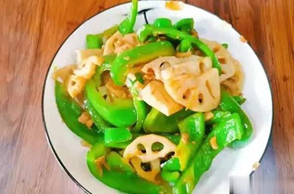 8道家常快手菜食谱：做法简单，好吃又下饭