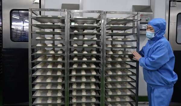 糕点、卤味、零食．．．金山人的年味，Ta们“包”了，还能任意“搭”！