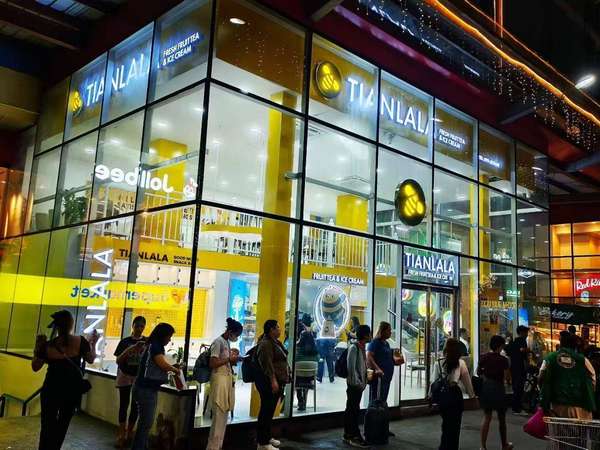 “一杯好茶”出海记①丨“当我的茶香，遇见异国他乡的晚风”