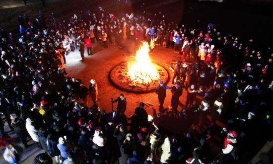 湖南新田乡村生活(湖南新田：乡村文化烟火气民俗盛宴引客来)