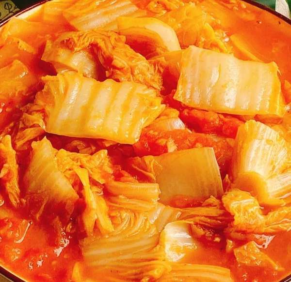 番茄娃娃菜酸甜口味(番茄娃娃菜：酸甜鲜嫩一口上头，十分钟快手家常菜)