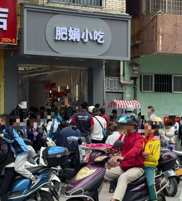 网红“肥娟”夫妇小吃店利润惨淡，肥公：未来找个班上，肥娟守店