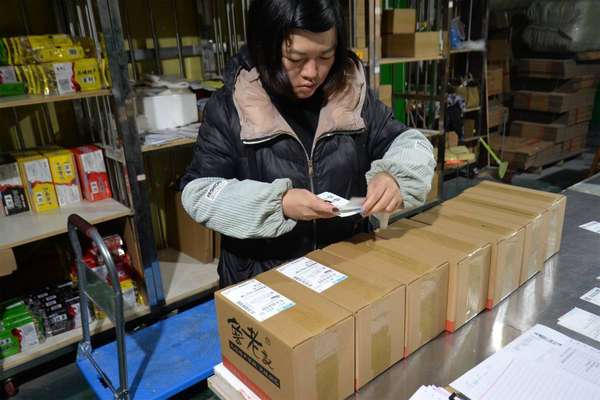 日产1万左右的车(日产10000个，哪些人抢走了)