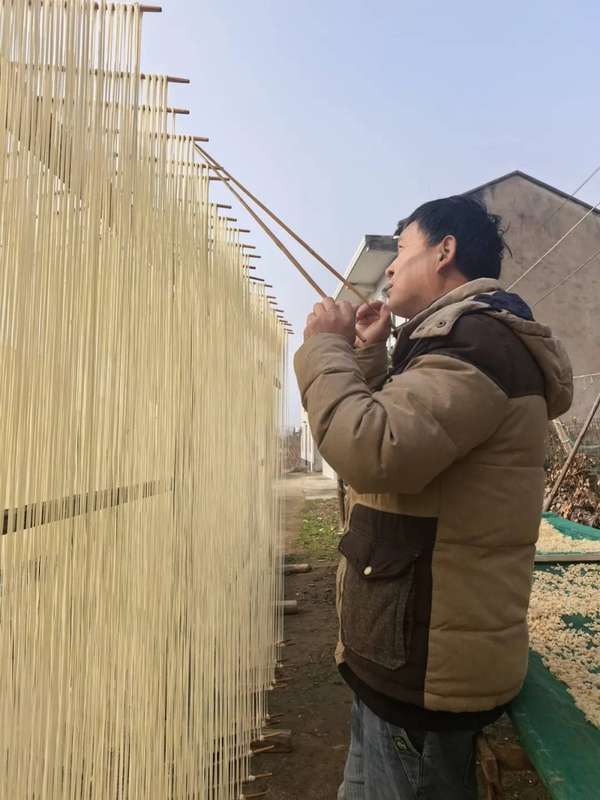 黄陂手工油面(黄陂这口500年非遗油面，香透年味里的乡愁)