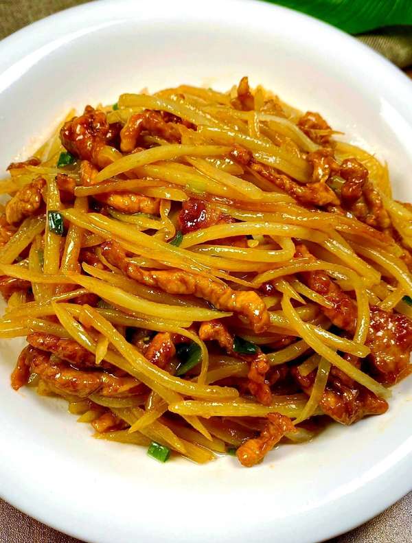 大寒脾胃虚寒吃什么(大寒后最该吃的8道养脾胃菜，简单好做气血足)