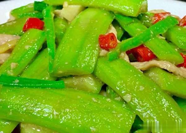 丝瓜炒肉坦白局！保姆级食谱，解馋健康味道超惊艳