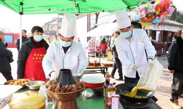 今日竹山团年饭(湖北竹山“团年饭”争霸赛以家乡风味共迎新春)
