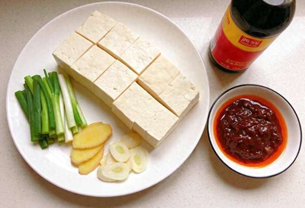 家常豆腐做法教程(家常豆腐做法大揭秘)