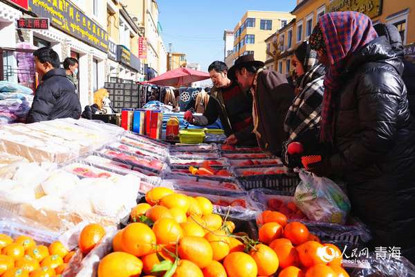 新春走基层年夜饭(新春走基层｜烟火同仁年味正好)
