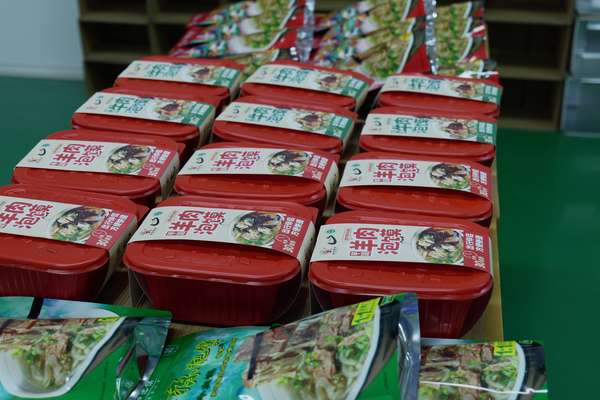 新春走基层又是一年元宵夜(新春走基层｜这里的“小”年味飘香全国大市场)