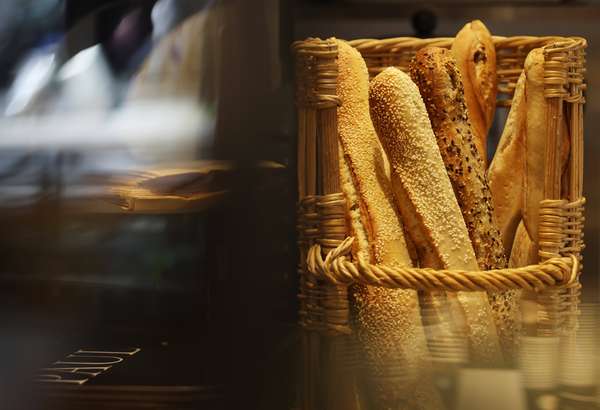 网红店兴起　巴黎老牌面包房处境艰难