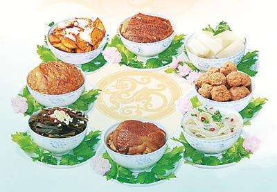 跟着味蕾去旅行｜四荤四素里的人间烟火