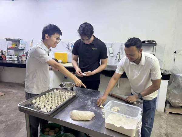 龙马精神龙驰天下(龙马精神天涯共此时)