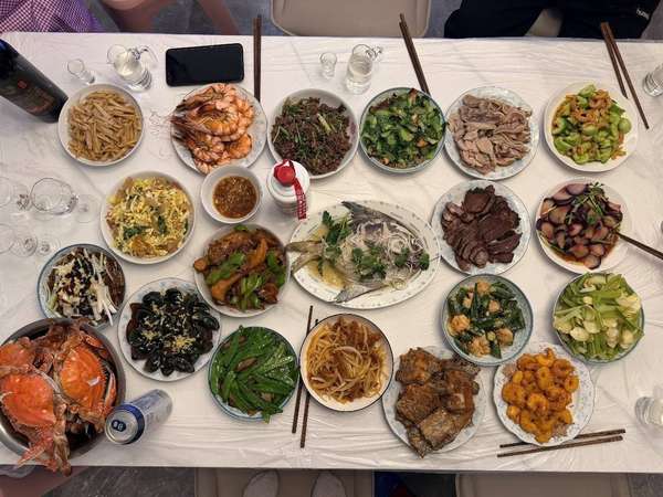 原来我比想象中更爱你(原来我们比想象中更相近)