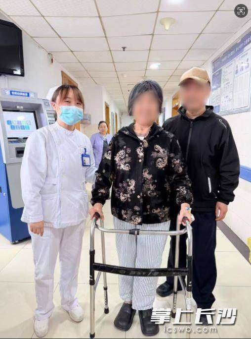 让帕金森自愈方法(让帕金森患者从“寸步难行”到重新站立，他们这样救治……)