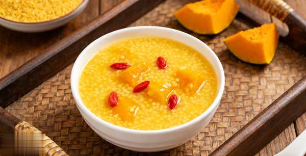 胃不舒服最好的6个偏方(胃不舒服别愁！10种易消化食物救急，老人小孩都适合)