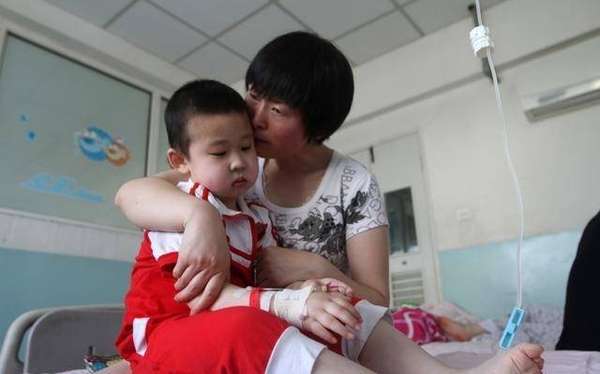 生长痛有办法缓解吗(生长痛是咋回事？能缓解吗？会是其他疾病引起的吗？)