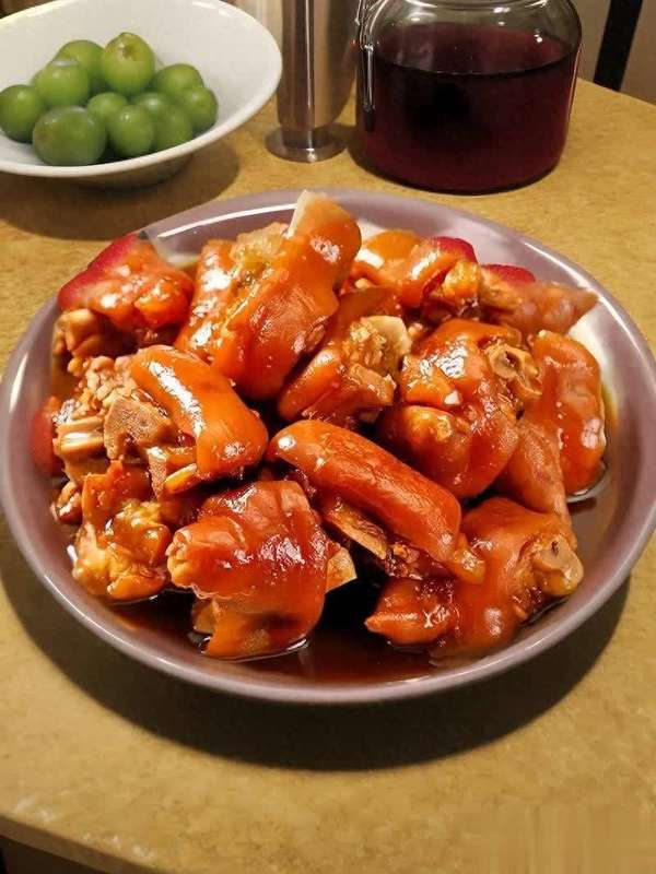 会过日子的女人，冬天都在“养底”：这锅家常菜是主力