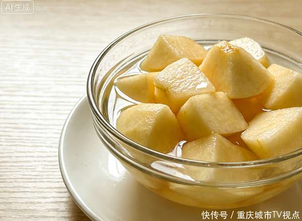 每天吃一个煮熟的苹果坚持一个月(每天吃一个煮熟的苹果，坚持一段时间，5个好处或会悄悄找上门！)