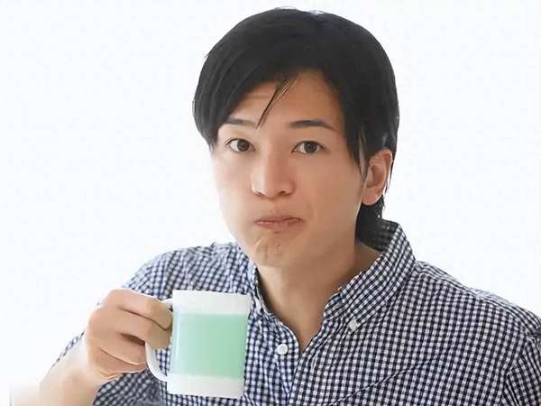 研究发现经常午睡的人(研究发现：饭后漱口的人，牙齿可能出现3种变化)