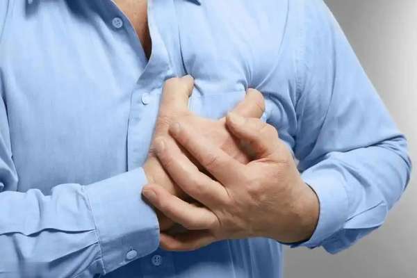 专家讲药膳调理心脏病(医生劝告：心脏病患者补这2种元素，或能预防心梗)