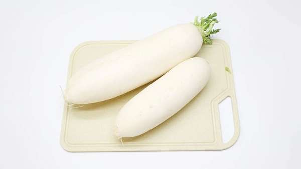 冬吃萝卜好处多，被誉为“小人参”的它，到底有什么“神奇”功效