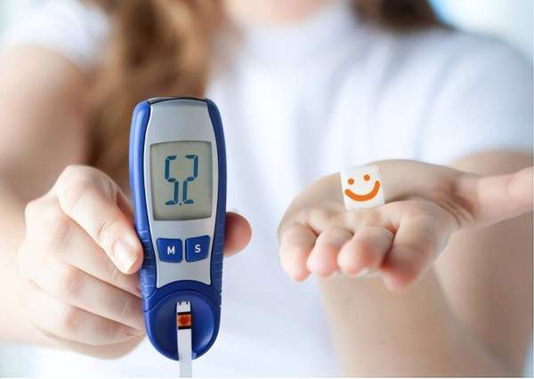 提醒老年人少吃稀饭(提醒中老年人：早餐少喝稀粥少吃面，多吃这5样更安康)