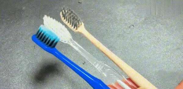 不用的牙刷可以做什么(不用的牙刷别扔，剪半刷毛竟解决家家户户大难题！)