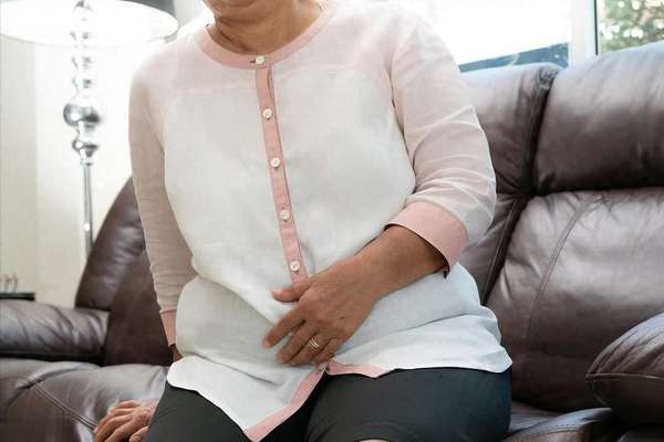 肠胃不好不要吃什么东西(肠胃不好别乱吃东西！医生提醒：这几类食物尽量少碰)