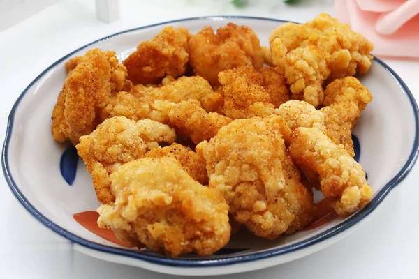 守护“沉默的守护者”：避开这些伤肝食物与行为