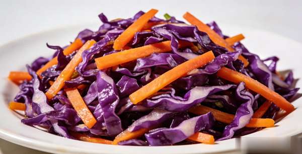 紫甘蓝3组“黄金搭档”，简单一做成食疗方，养生就这么搭！