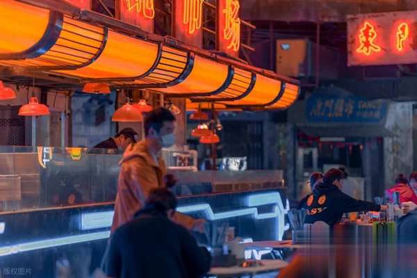 撸串有助于减肥(撸串也能掉体脂！夜宵党自救，健龄10年教练餐单来袭)