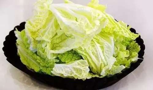 减肥食物热量排行榜：大白菜位居几何？