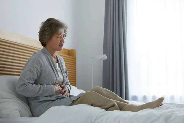 医生专家说糖尿病逆转(医生提醒：糖尿病失控身体现3反常，别等住院才后悔！)