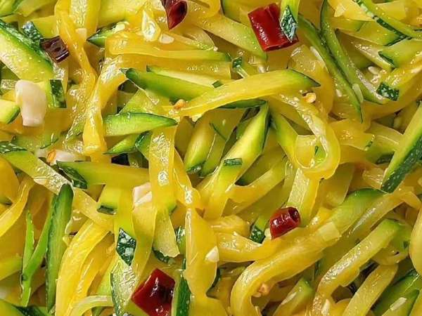 素菜和肉菜的搭配(除肉菜外别错过这八道素菜，佐餐美味超有氛围)