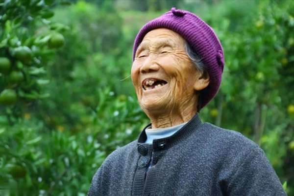 医生揭秘：活到85岁的老人，55岁大多已不做这几件事！