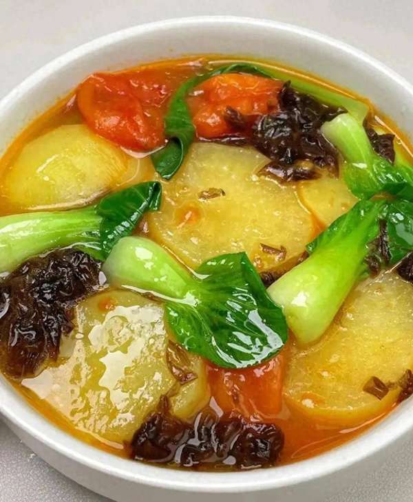 健康是老年人的福(健康是福！中老年必吃5道“硬菜”，补足蛋白腿脚利索)