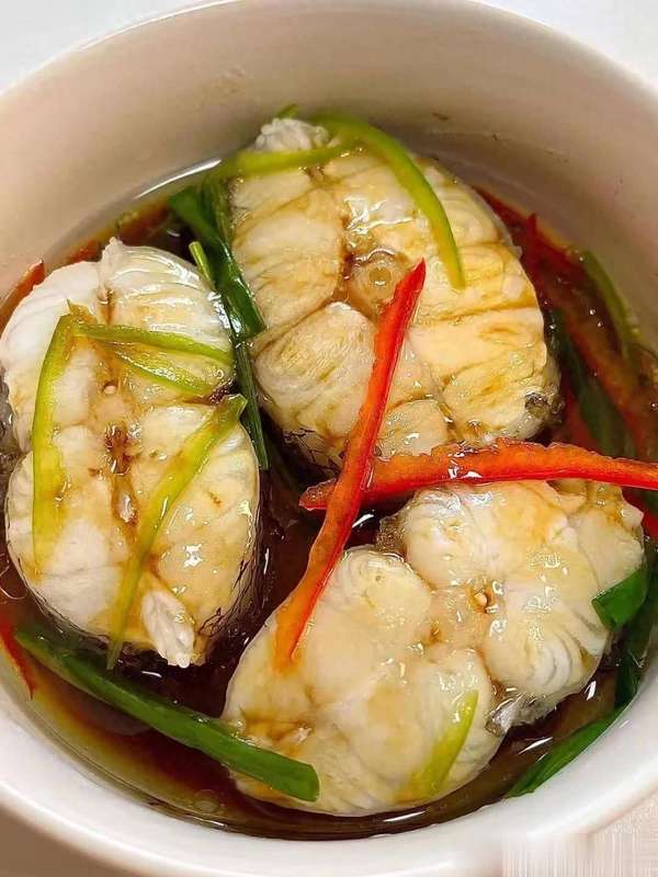 给不差钱的老年人送什么比较好(建议不差钱的中老年人常吃6种食物，手脚有劲更健康)