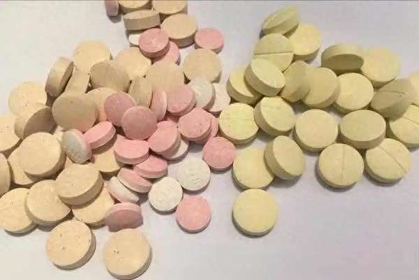 60岁老年人怎么补钙最好(60岁后老人如何正确补钙)