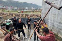 抖起糍粑香临武年味浓