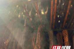 腊味飘香处，便是湘西年