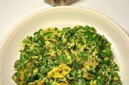 血压高不能吃韭菜？医生提示：若想血压稳定，尽量少吃4种素食