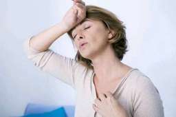 女人绝经后多吃4类食物，补雌激素、延缓衰老、养出好气色！