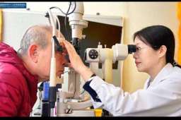 每天半斤酒，小伙双眼突然失明！医生：长期饮酒可致视神经萎缩